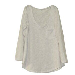 Scoop Neck Pocket Tee size Large